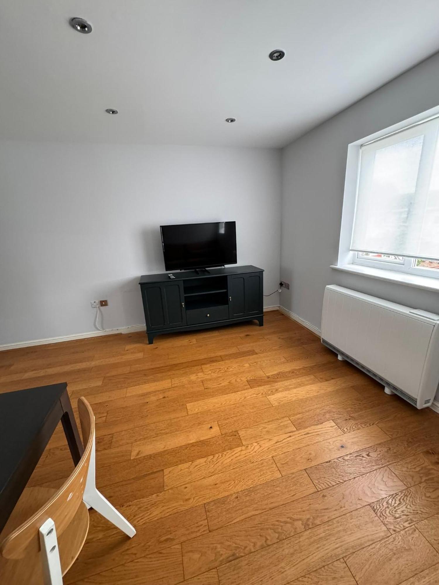 2-Bedroom Flat Walking Distance To Excel London - Perfect Location! Eksteriør billede