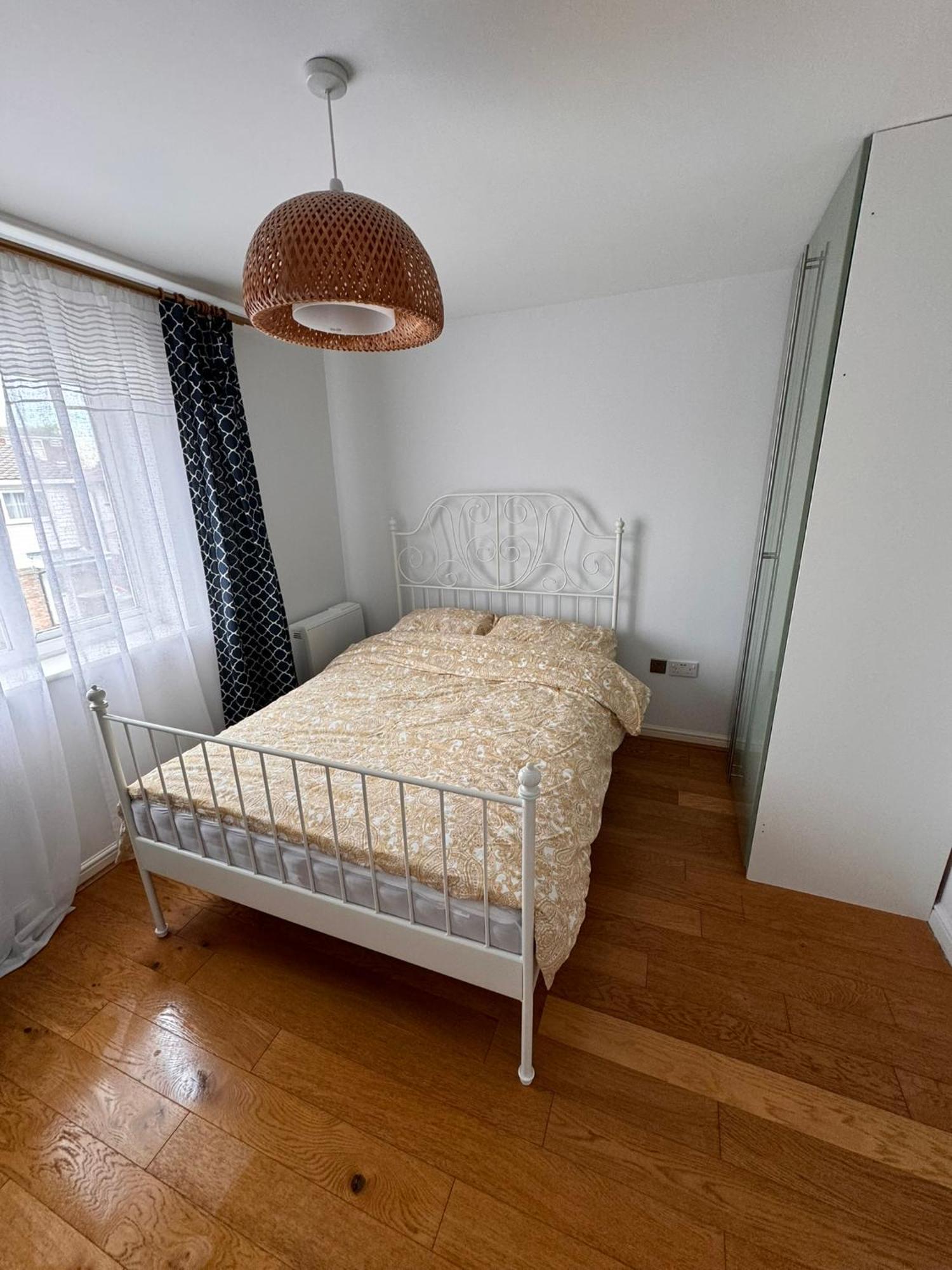 2-Bedroom Flat Walking Distance To Excel London - Perfect Location! Eksteriør billede